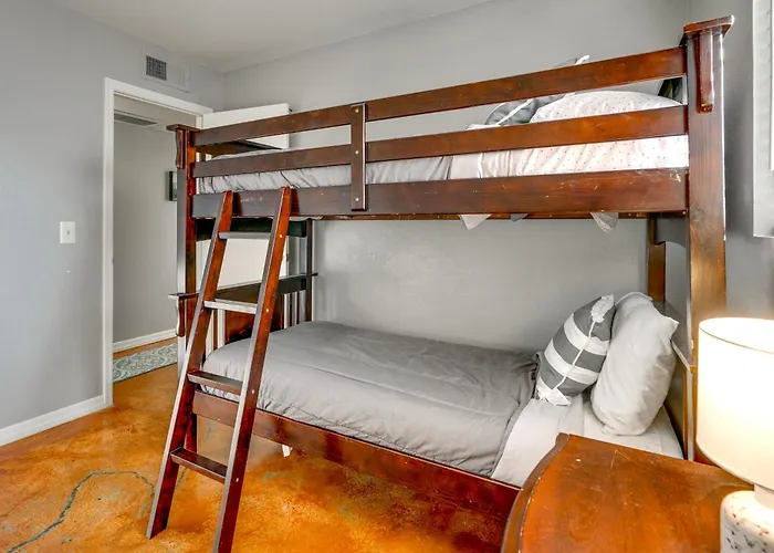 5 Mi To Asu! Family Getaway W/ Patio & Fire Pit Ferienhaus