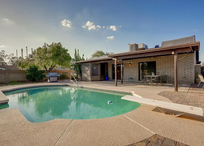 5 Mi To Asu! Family Getaway W/ Patio & Fire Pit Tempe